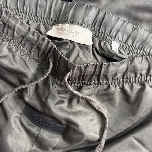 FEAR OF GOD Essentials | Nylon Track Pants | Dark Olive Green | Size S - Picture 3 of 8